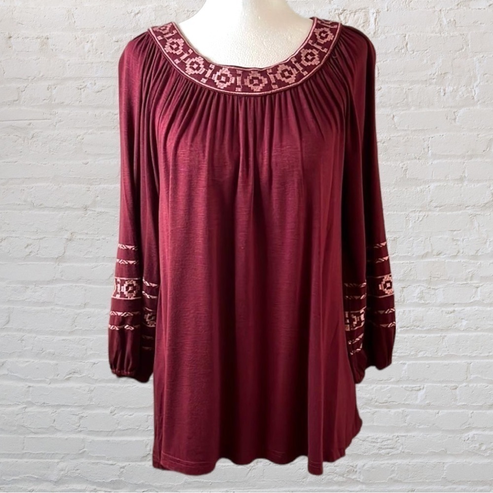 Alya dark red 3/4 sleeve scoopneck embroidered details on neck & sleeves SZ XS